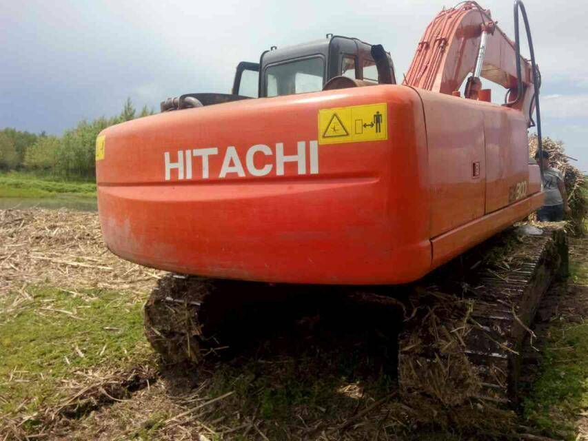 Ako diagnostikovať pomalú chôdzu rýpadla Hitachi ZAXIS120？